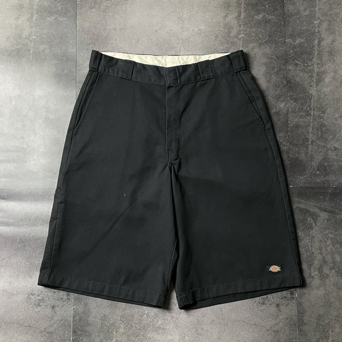 DICKIES 디키즈42283 루즈핏 버뮤다 워크 하프팬츠 A01101 상품이미지1