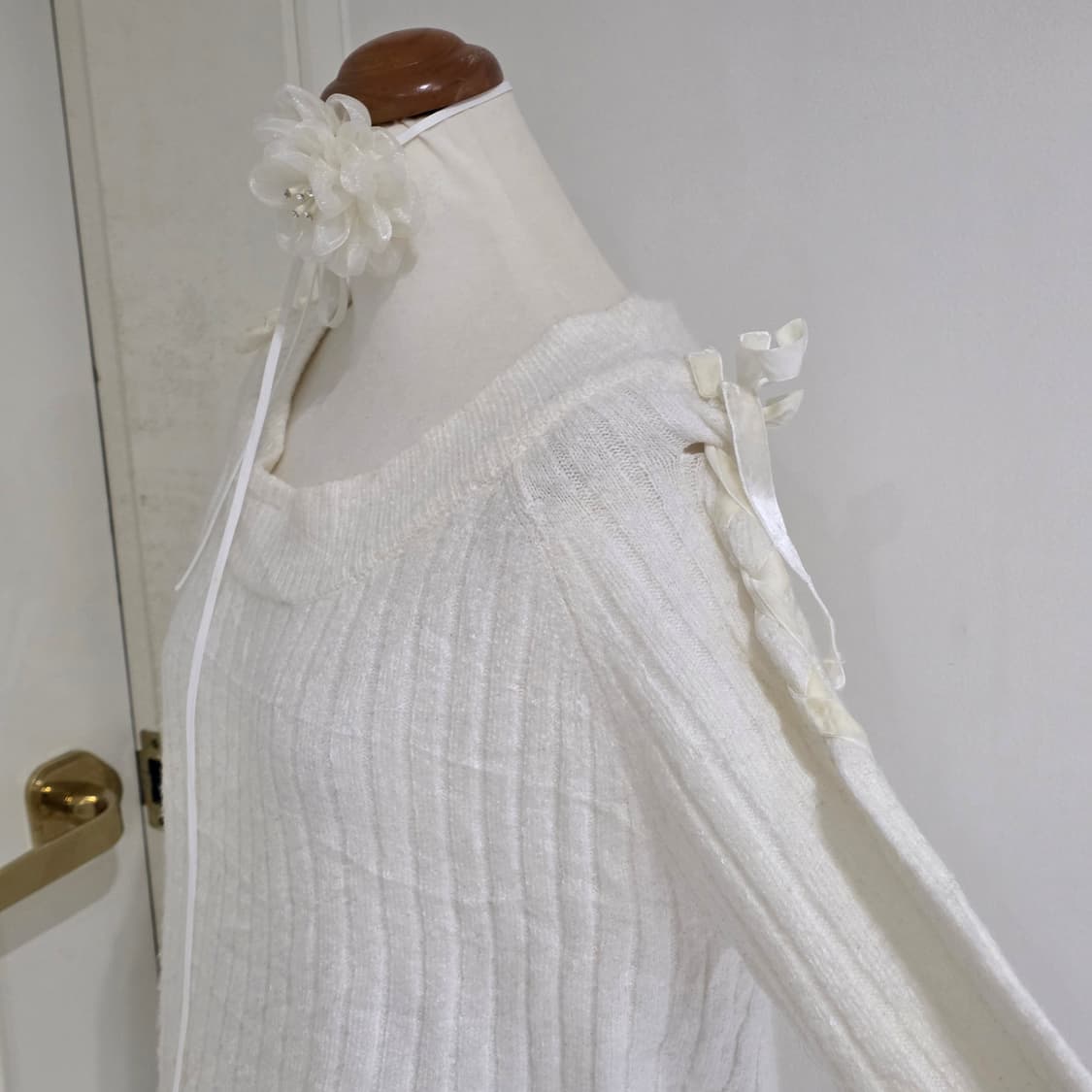 INGNI 일본빈티지)숄더리본포인트 아이보리 로맨틱 모리걸 니트 상품이미지3