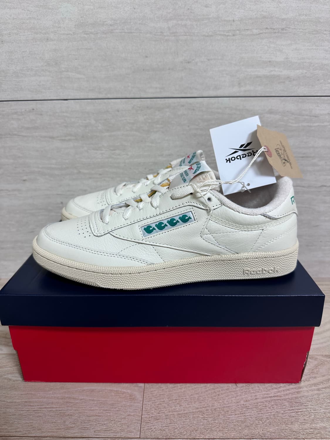 컬렉트피시스 리복 클럽 C 85 빈티지 크림 270 사이즈 DV6434 상품이미지1