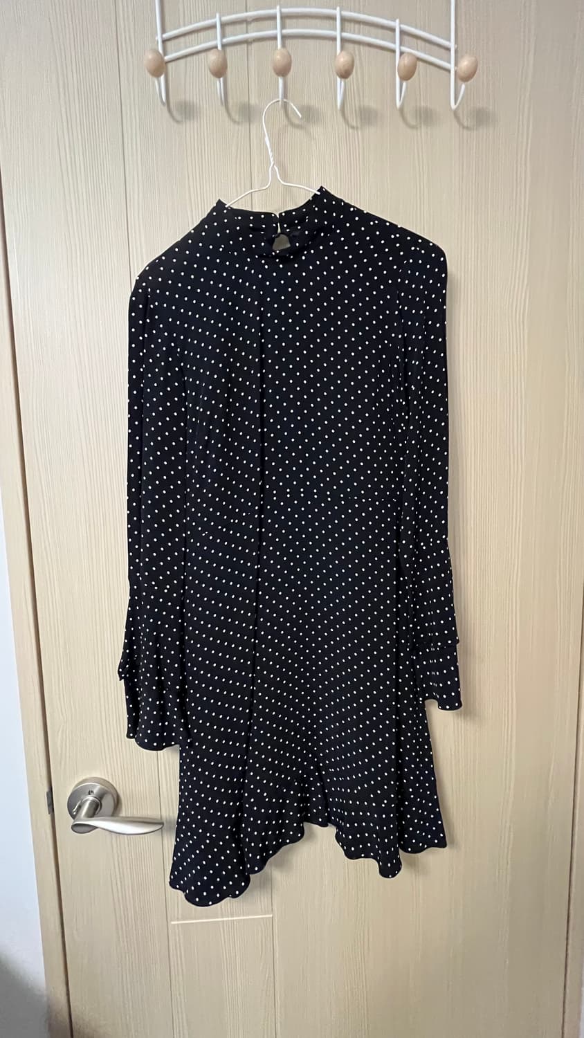 zara 땡땡이 롱 슬리브 원피스 xs 상품이미지2