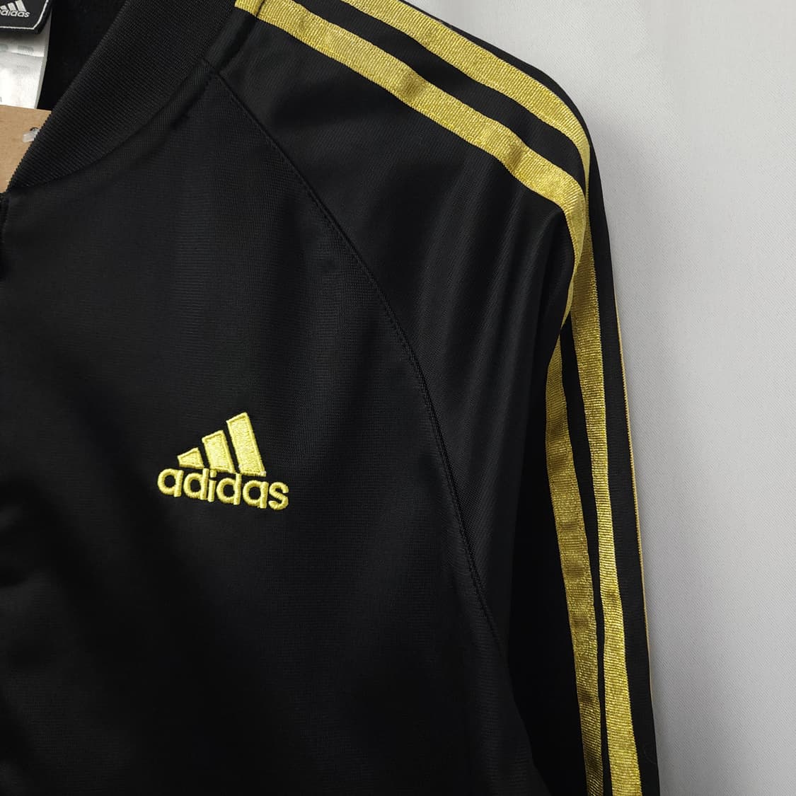 55[104]  아디다스 파이어버드 퍼포먼스로고  트랙탑  블랙 골드  상품이미지2