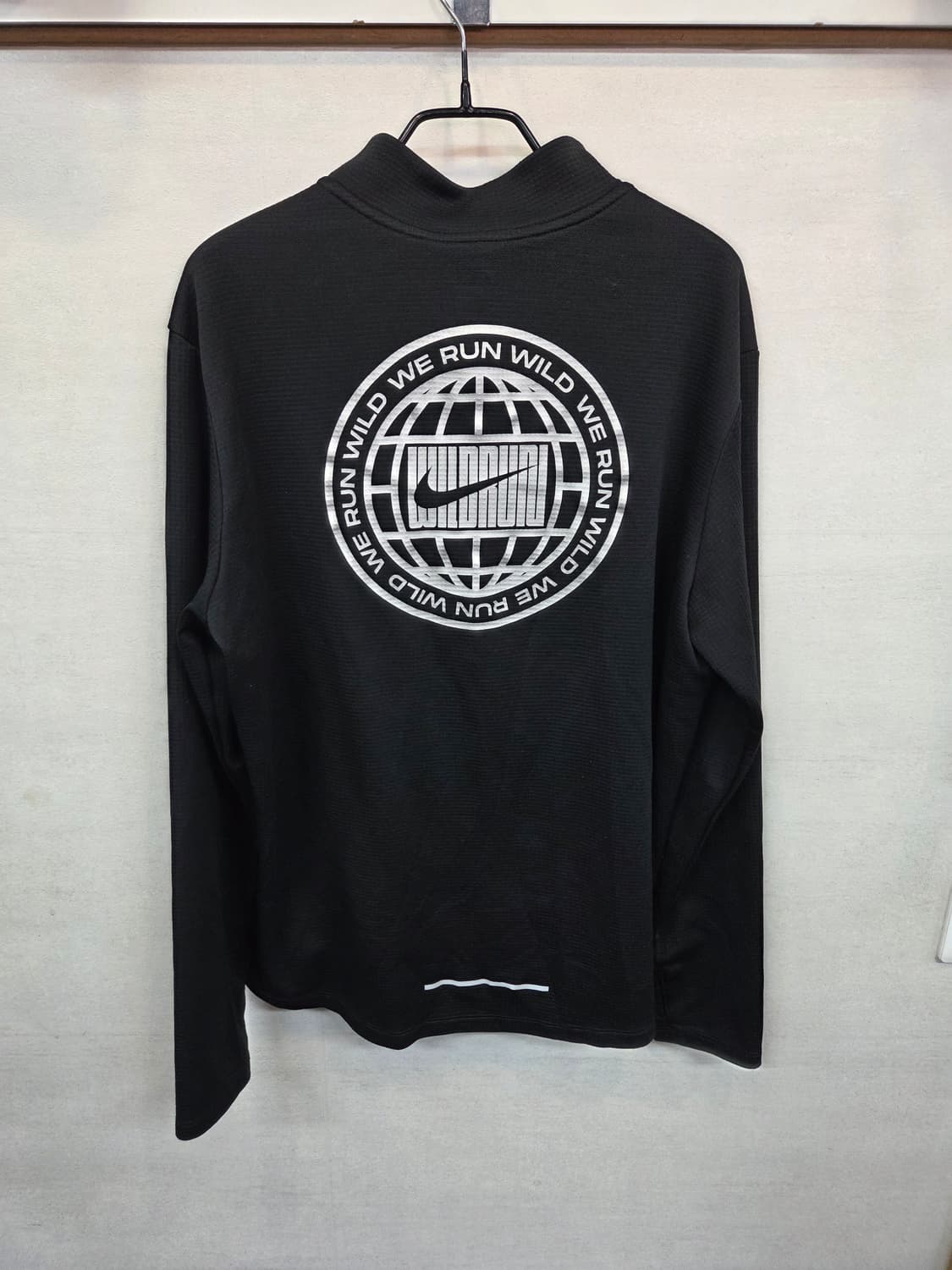 나이키 해외판 드라이핏 와일드 런 하프집업 져지긴팔 L 상품이미지2