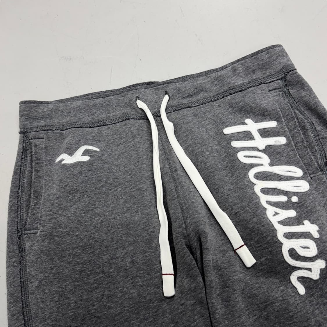 홀리스터 Y2K 아치로고 트랙팬츠 상품이미지3