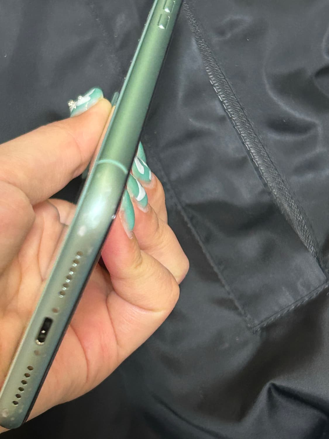 아이폰11 64기가 그린 액정파손  상품이미지5