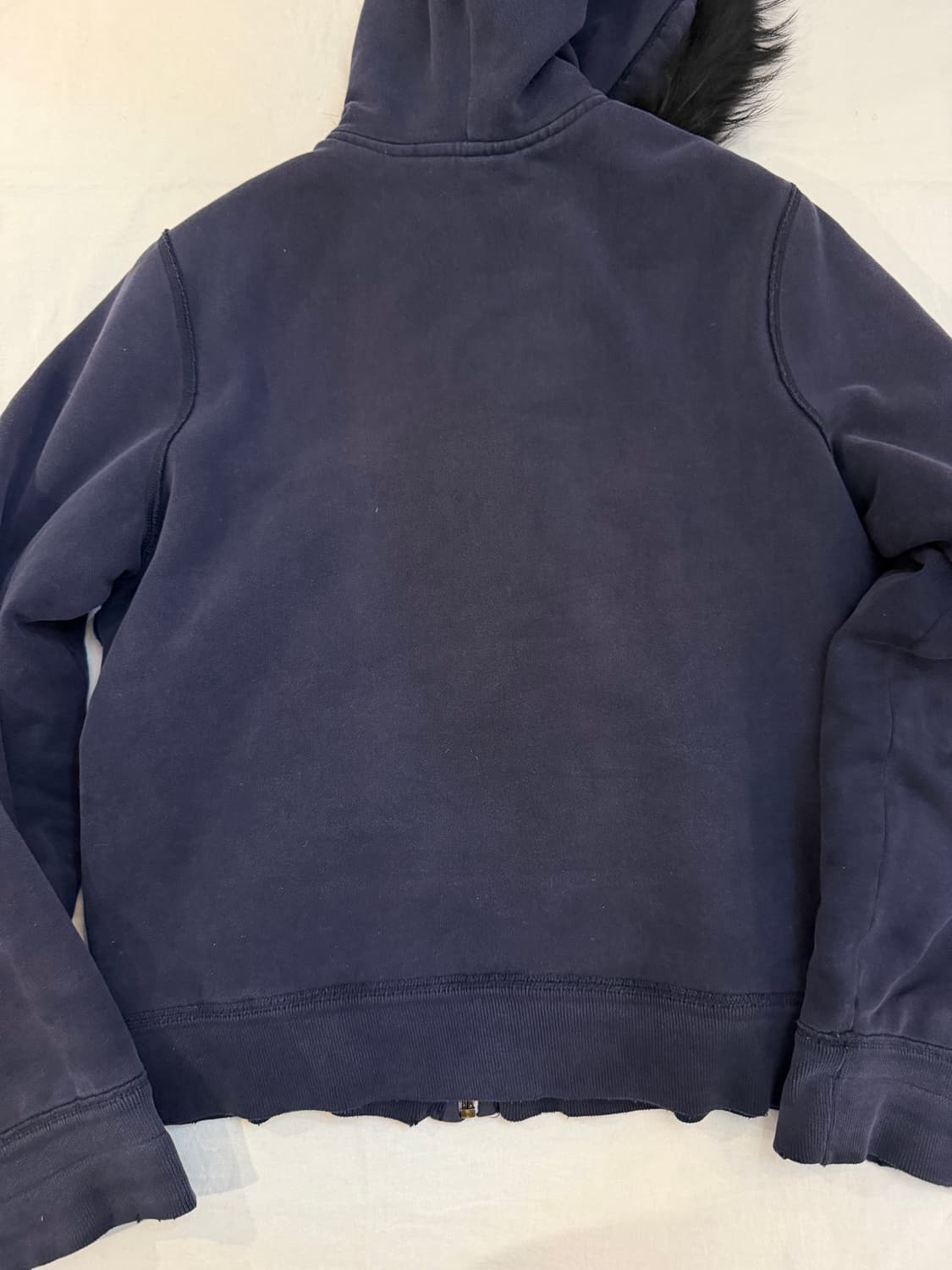 홀리스터 체크안감 울프죠 퍼 후드집업 네이비 상품이미지3