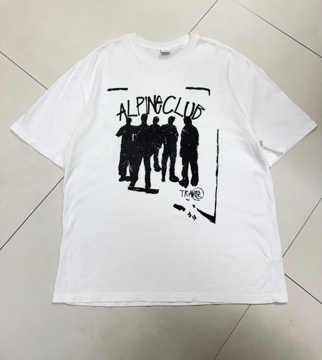 Travel 트래블 하이커 섀도우 피그먼트 빅로고 반팔티 화이트 상품이미지1