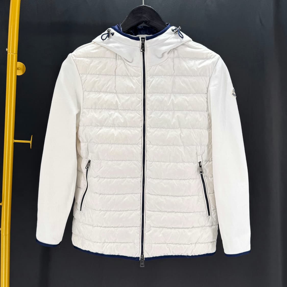 [M사이즈] 몽클레어 패딩 후드집업 자켓 화이트 상품이미지4