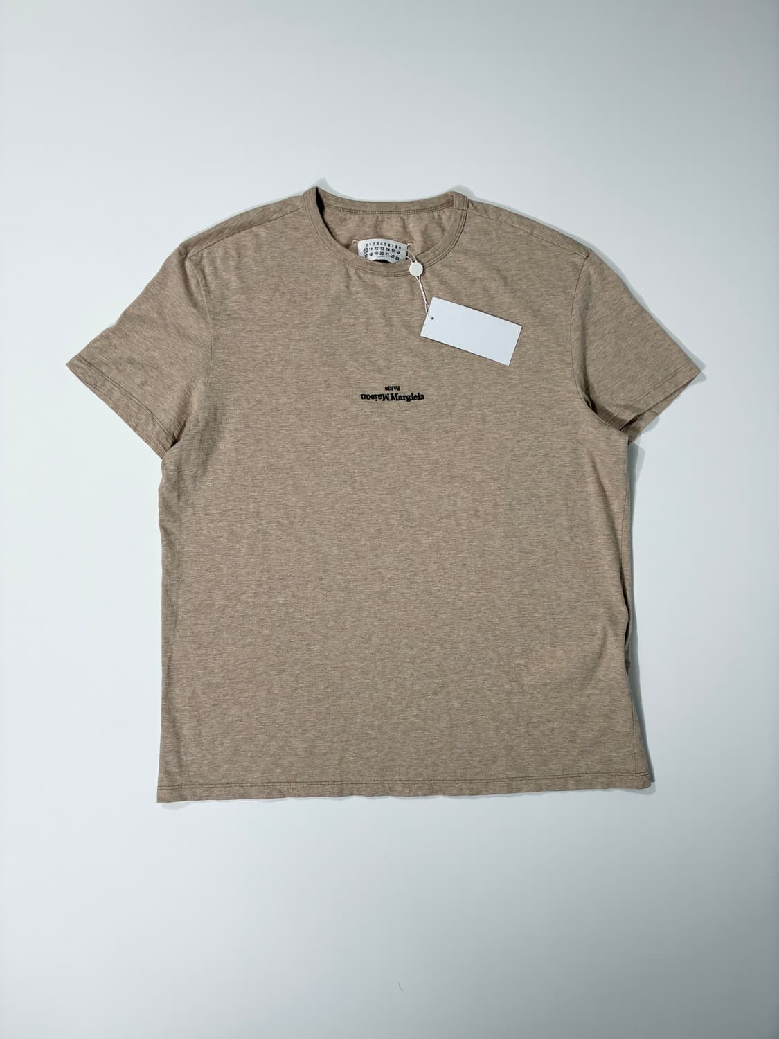 메종 마르지엘라 리버스 로고 티셔츠 베이지 50사이즈 상품이미지1