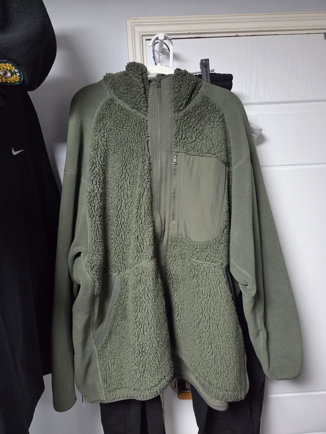 (4XL) 유니클로 화이트 마운티니어링 풀집 파카 상품이미지1