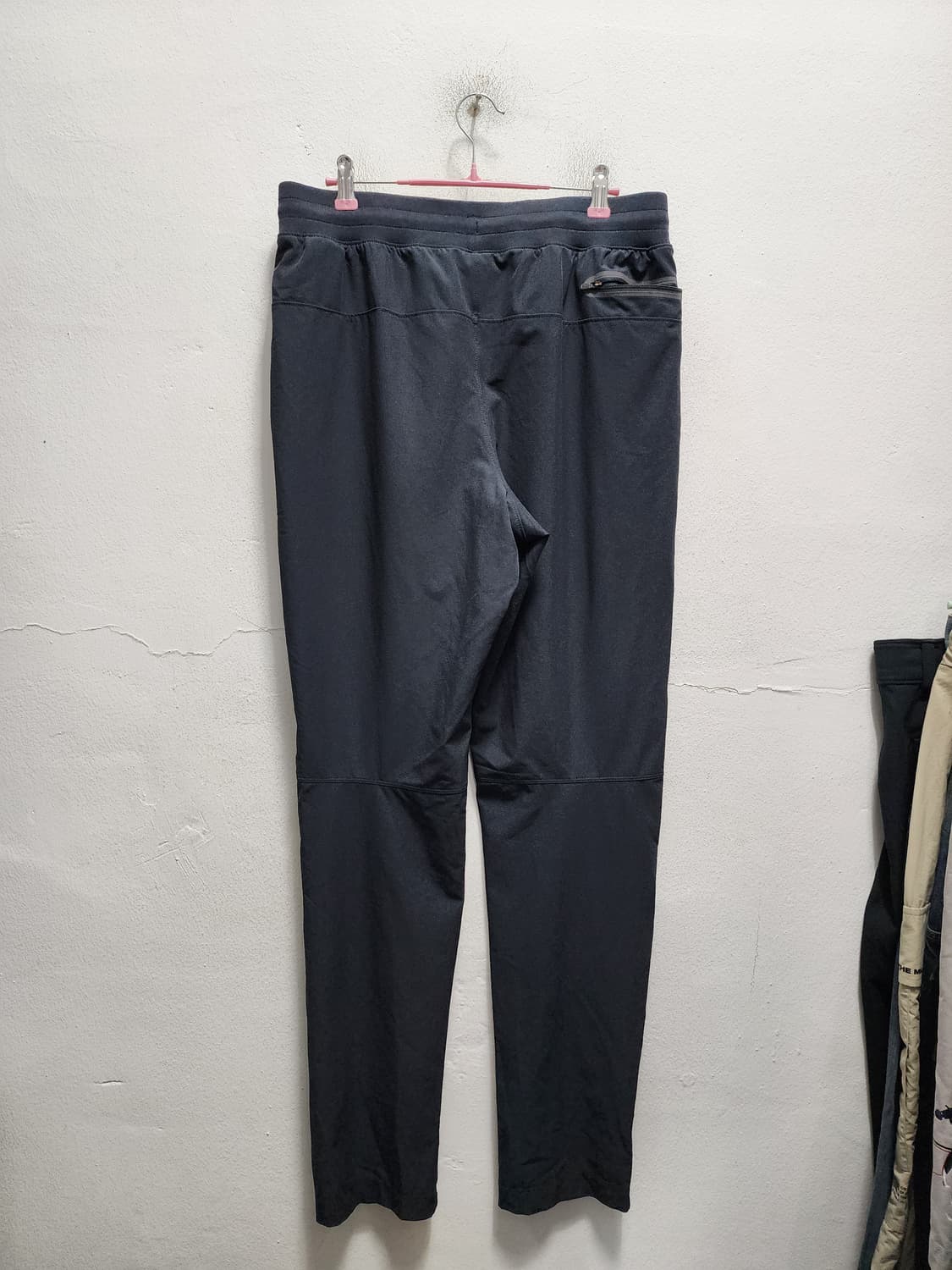 언더아머 밴딩 우븐 기능성 팬츠 상품이미지2