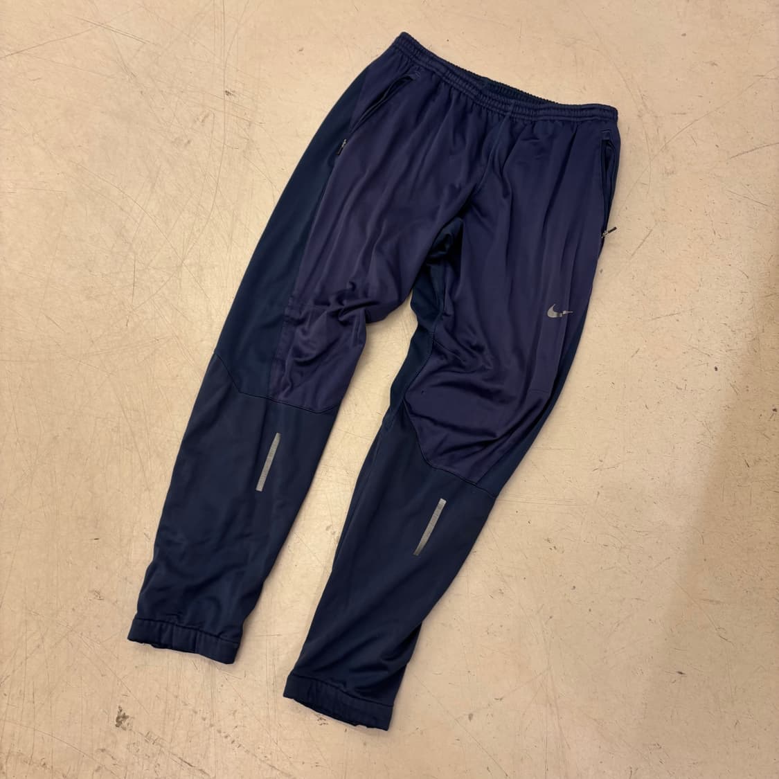 나이키 스우시 쉴드 네이비 조거 팬츠 상품이미지1