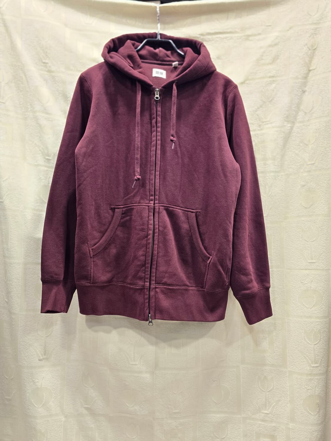 유니클로 버건디 후드 집업 M(95) 상품이미지1