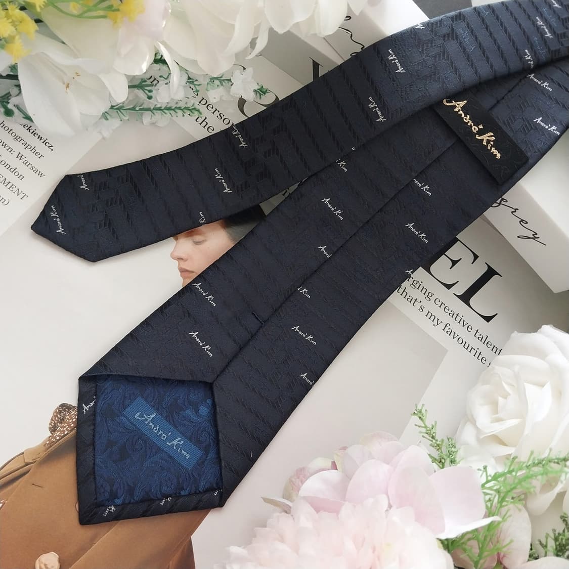 앙드레김 실크 네이비 패턴 넥타이 7.8cm A+등급 K1121
 상품이미지4