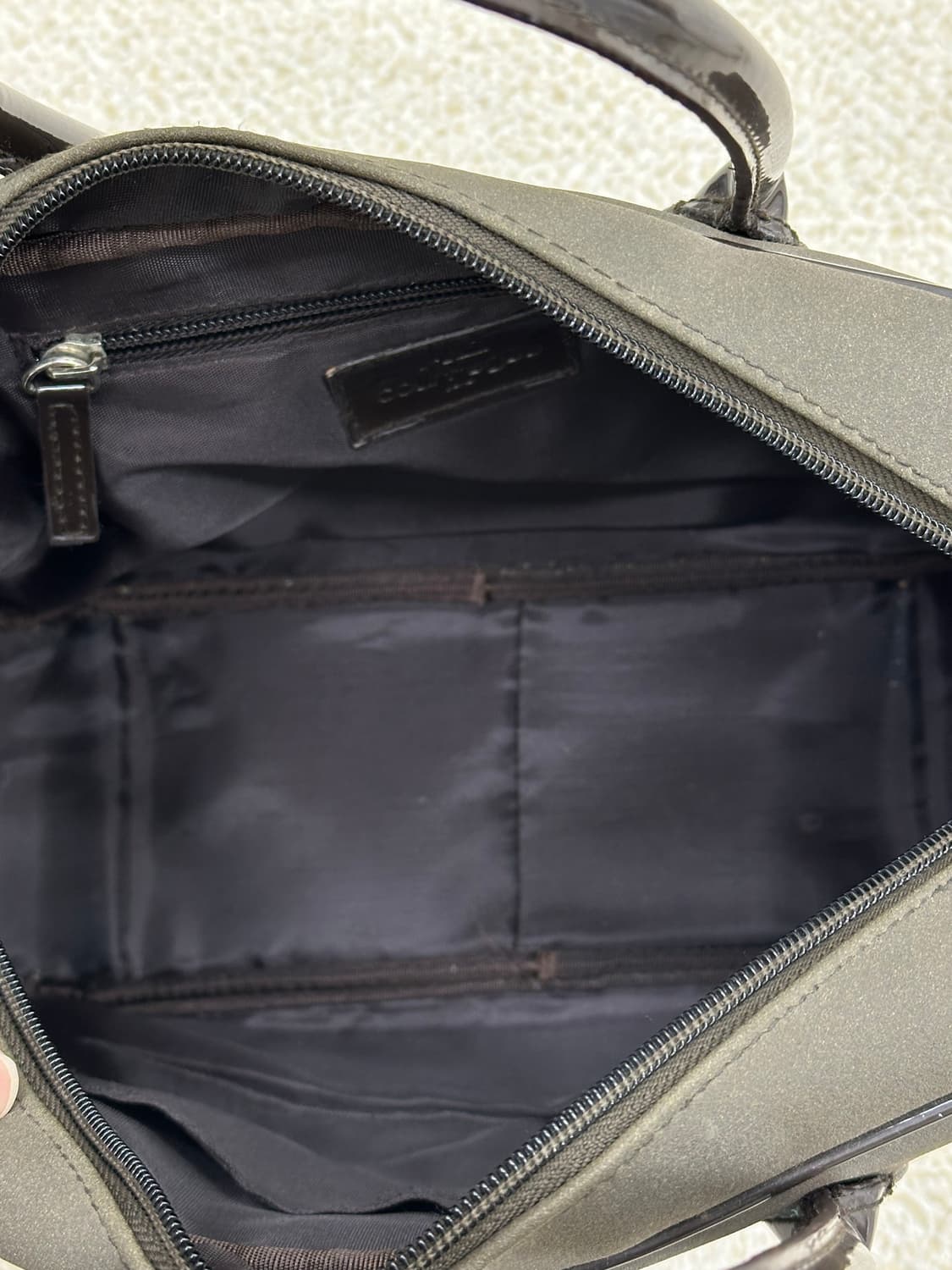 꾸레쥬 카키브라운 토트백 상품이미지6