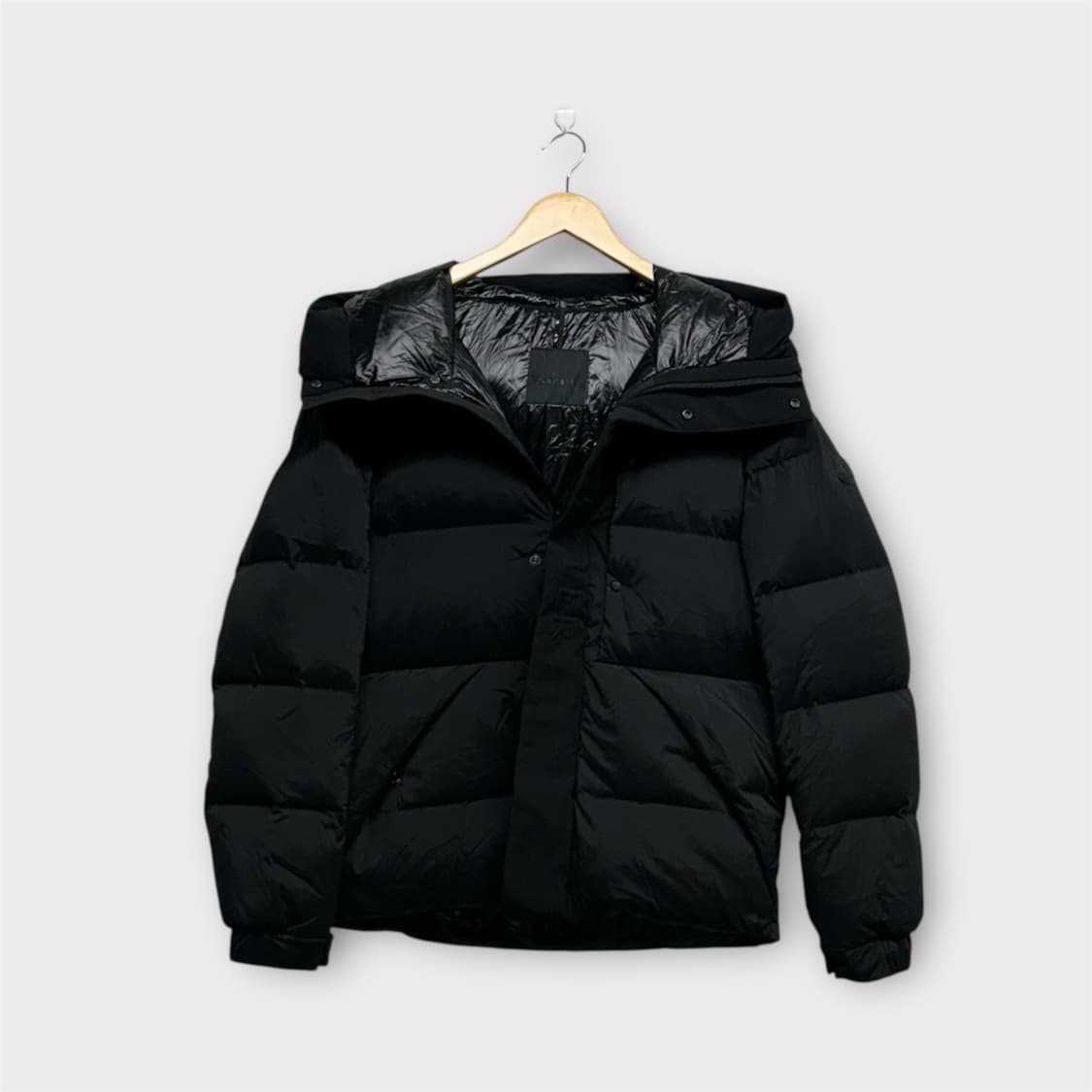 몽클레어 마데이라 블랙 패딩  L 상품이미지3