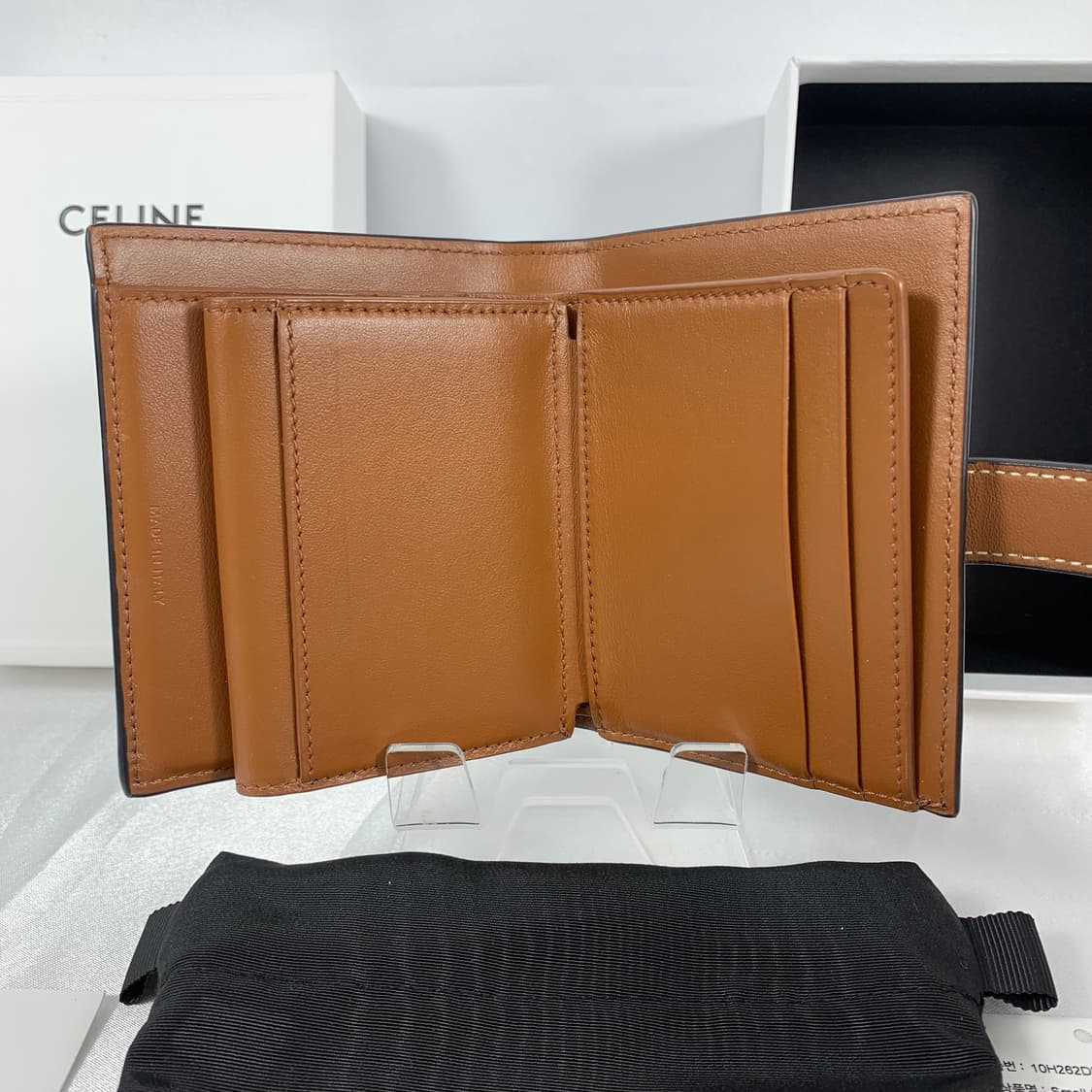 (SS급정품)셀린느 트리옹프 캔버스 스트랩 반지갑 중지갑 월렛 상품이미지5