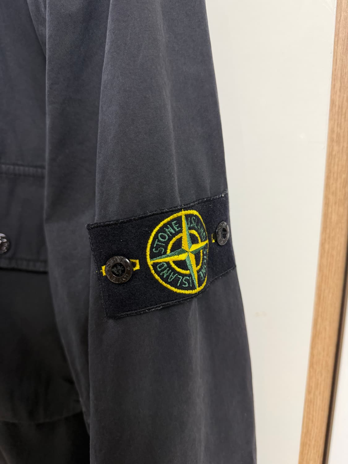 상태좋은 스톤아일랜드 셔츠자켓 블랙 L 상품이미지2