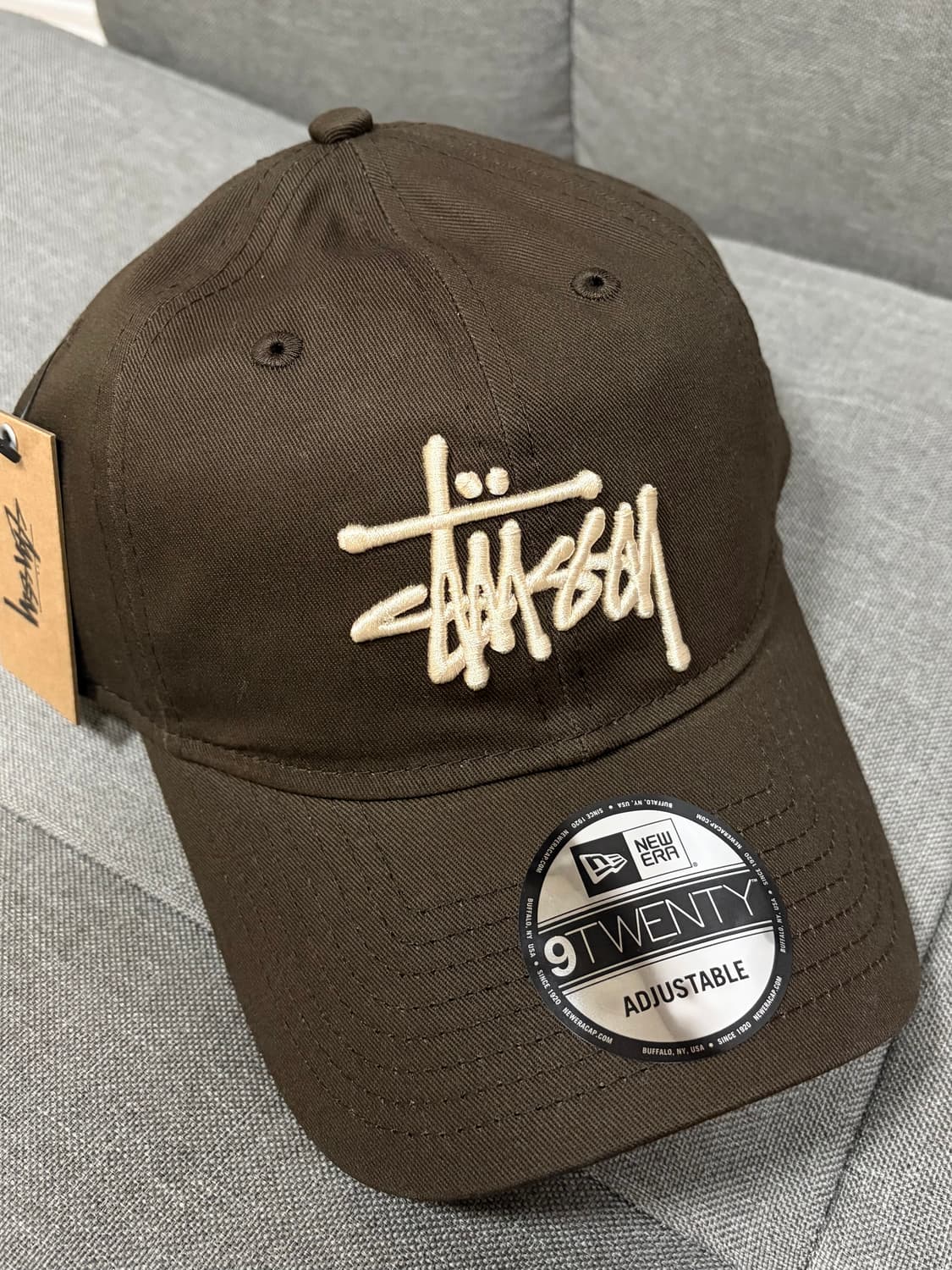 (새상품)스투시 뉴에라 모자 월넛 색상 상품이미지1