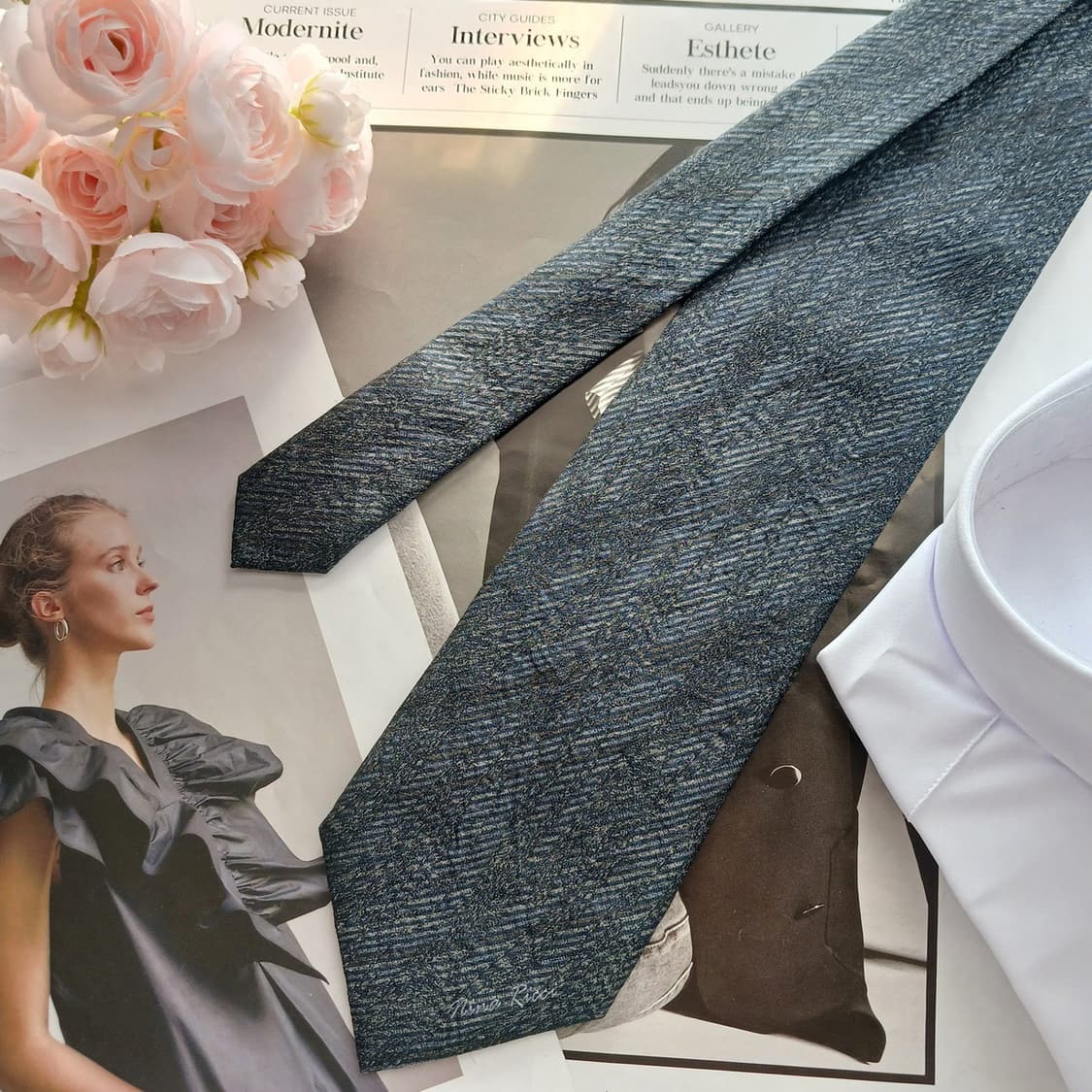 니나리치 실크 다크그레이 패턴 넥타이 9.6cm A+등급 A18564
 상품이미지3