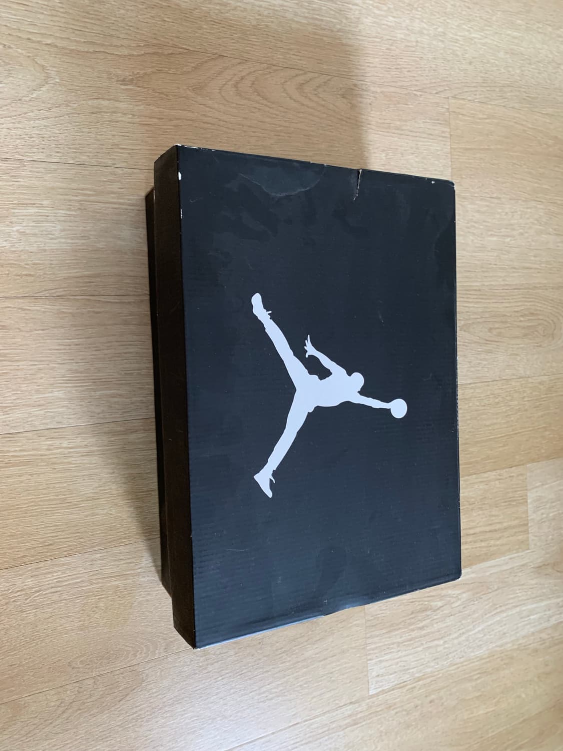 에어 조던 6 레트로 카마인 BG 240 상품이미지9