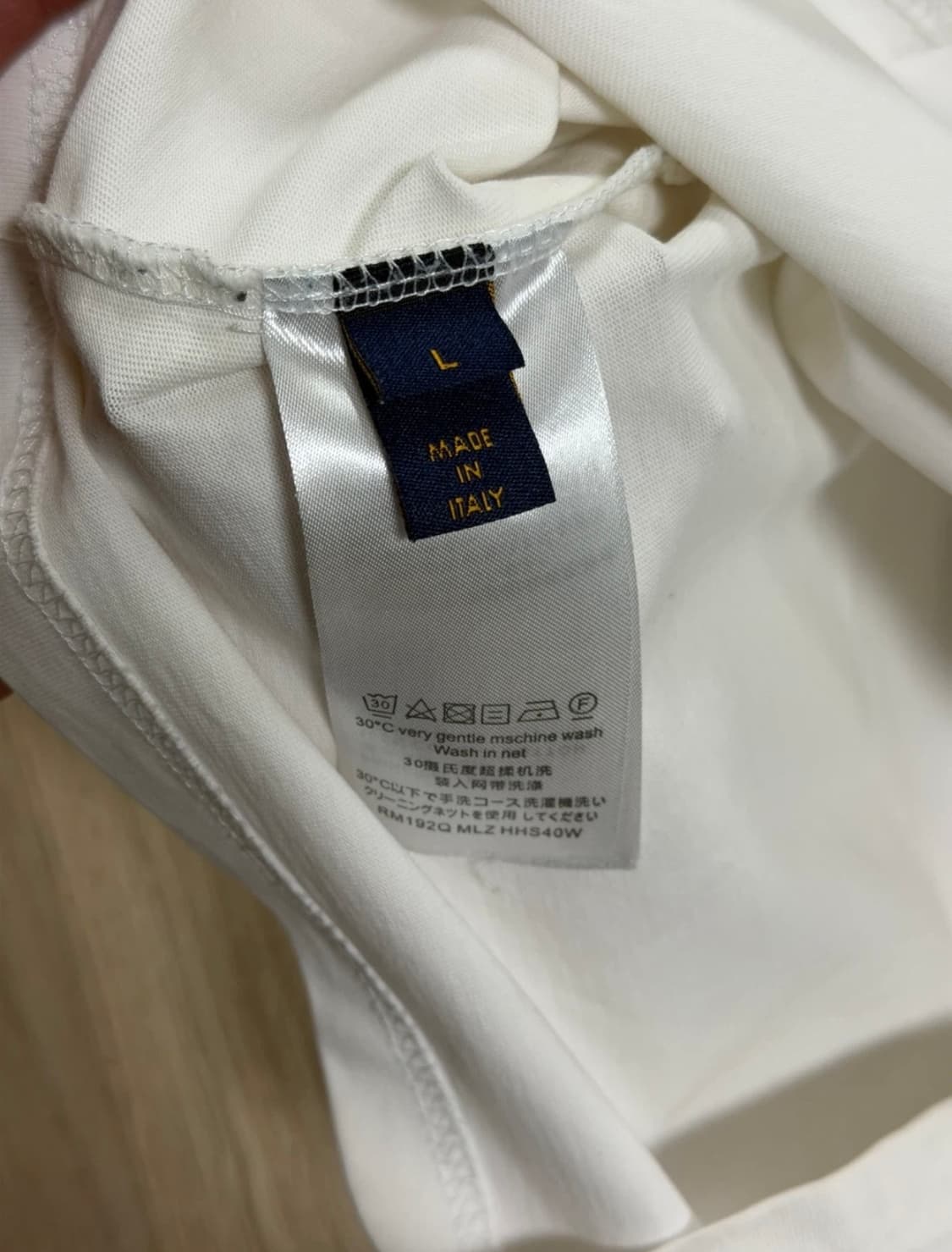 루이비통 화이트 반팔 티셔츠 L 상품이미지4