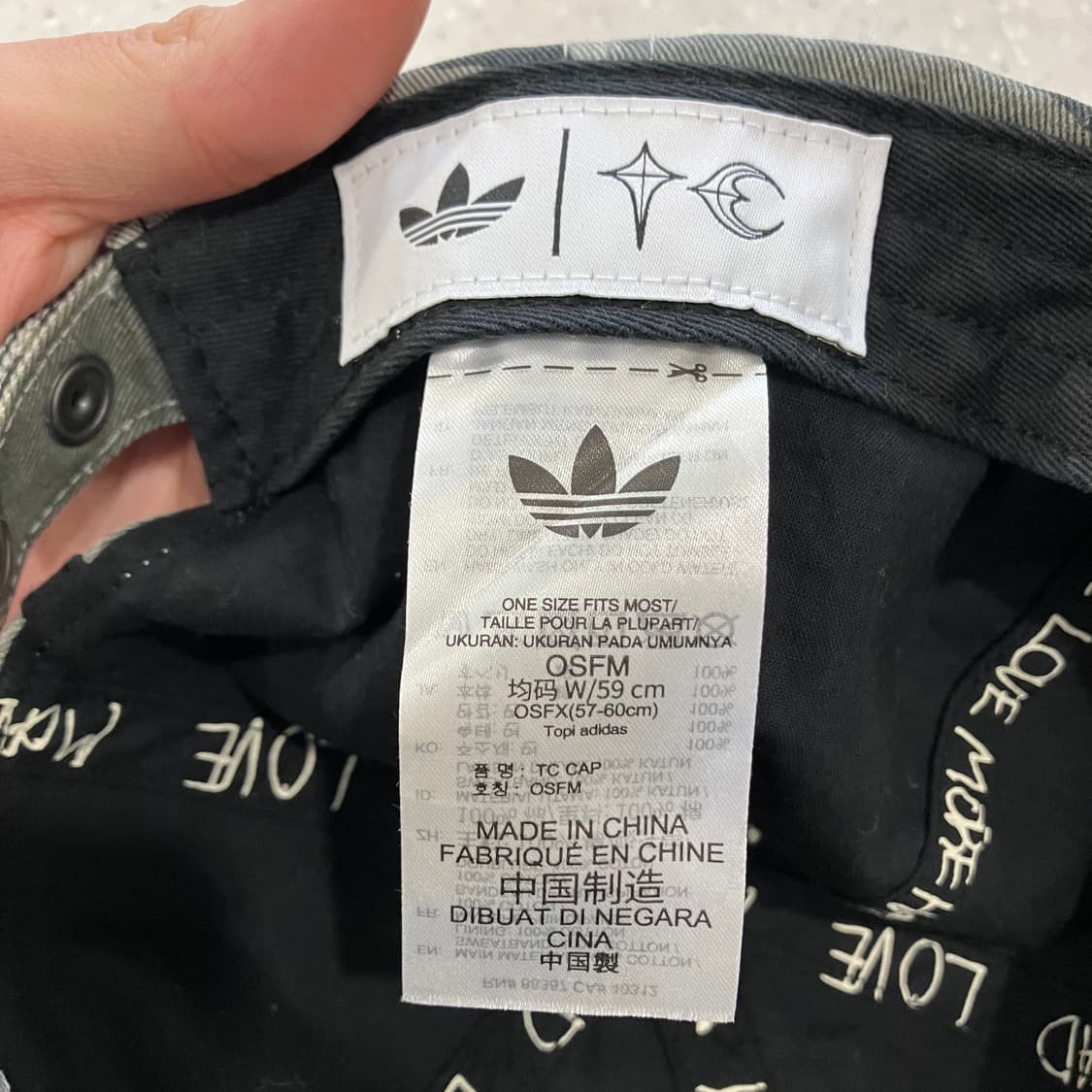 316 떠그클럽 아디다스 카모 볼캡 모자 상품이미지4