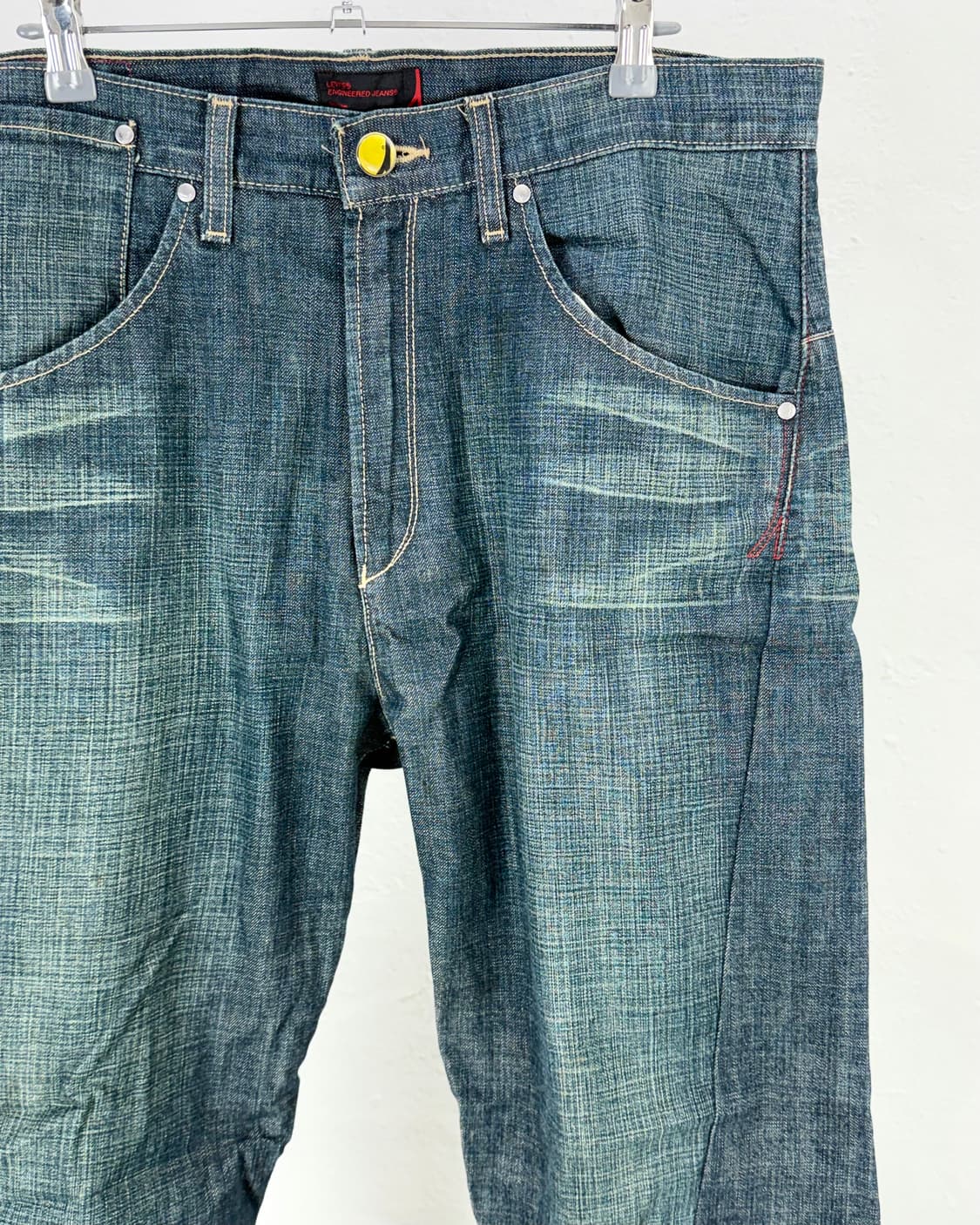 리바이스 엔지니어드 00s 중청 워시드 데님 팬츠 상품이미지3