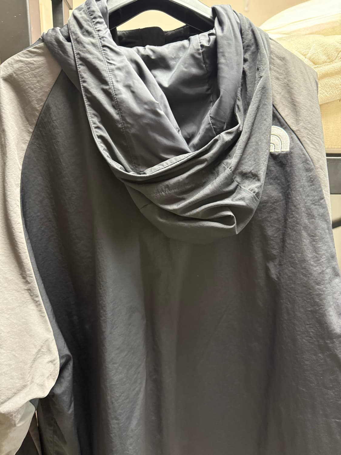 노스페이스 화이트라벨 바람막이 상품이미지3