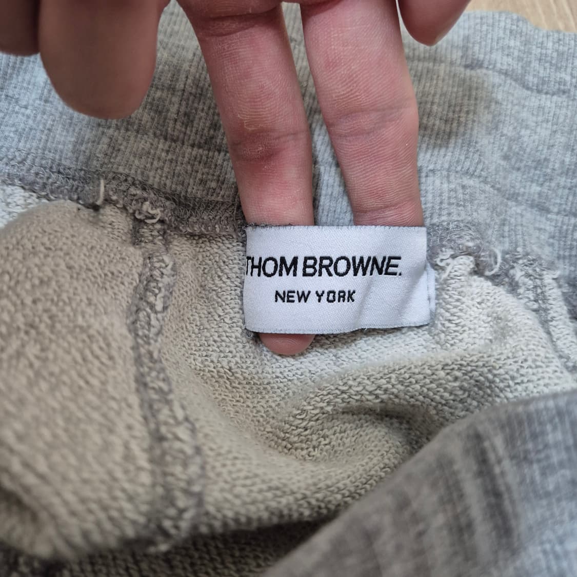 톰브라운 뉴욕 클래식 루프백 4선 스웻 쇼츠 반바지 상품이미지6