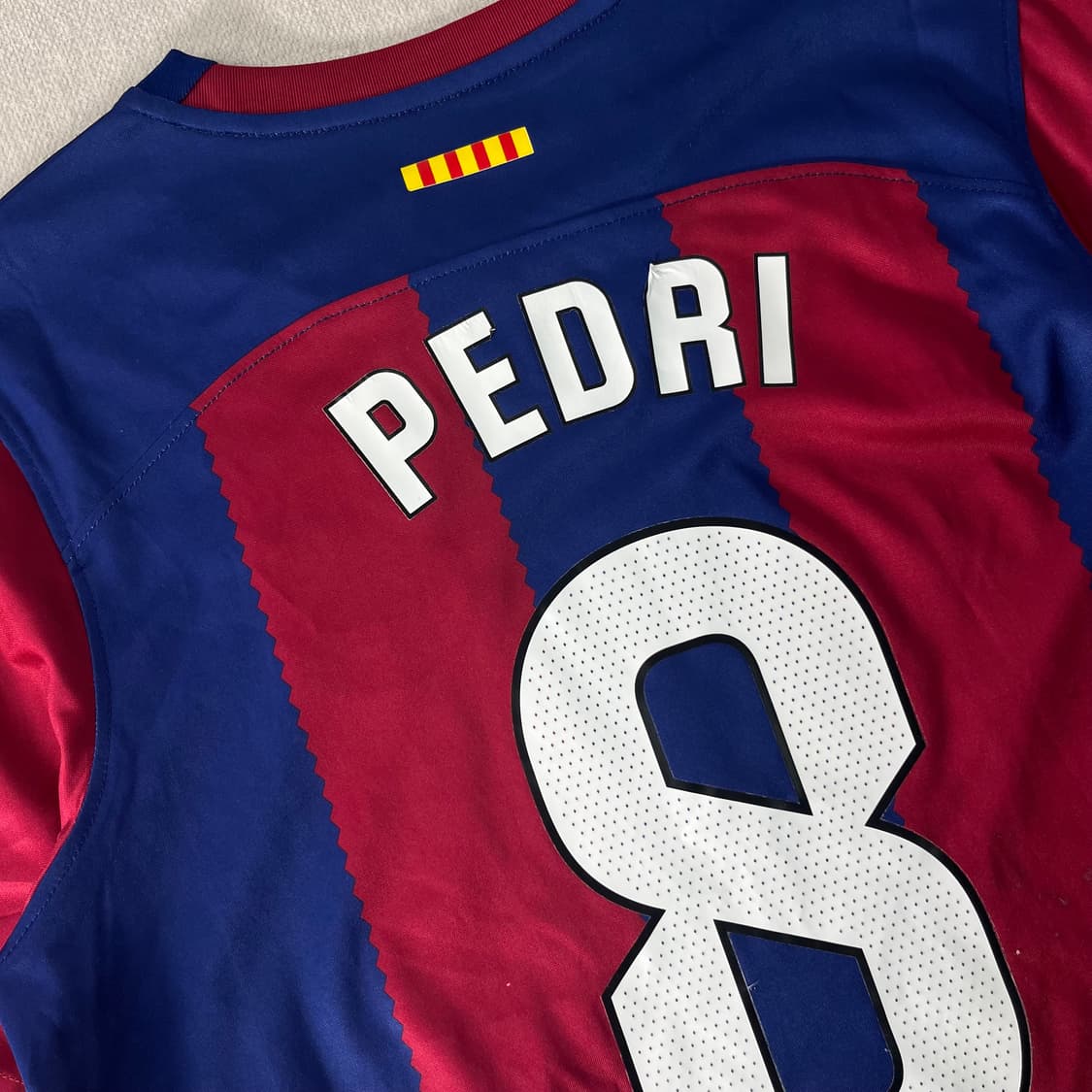 100 나이키 23-24 바르셀로나 페드리 유니폼 상품이미지7