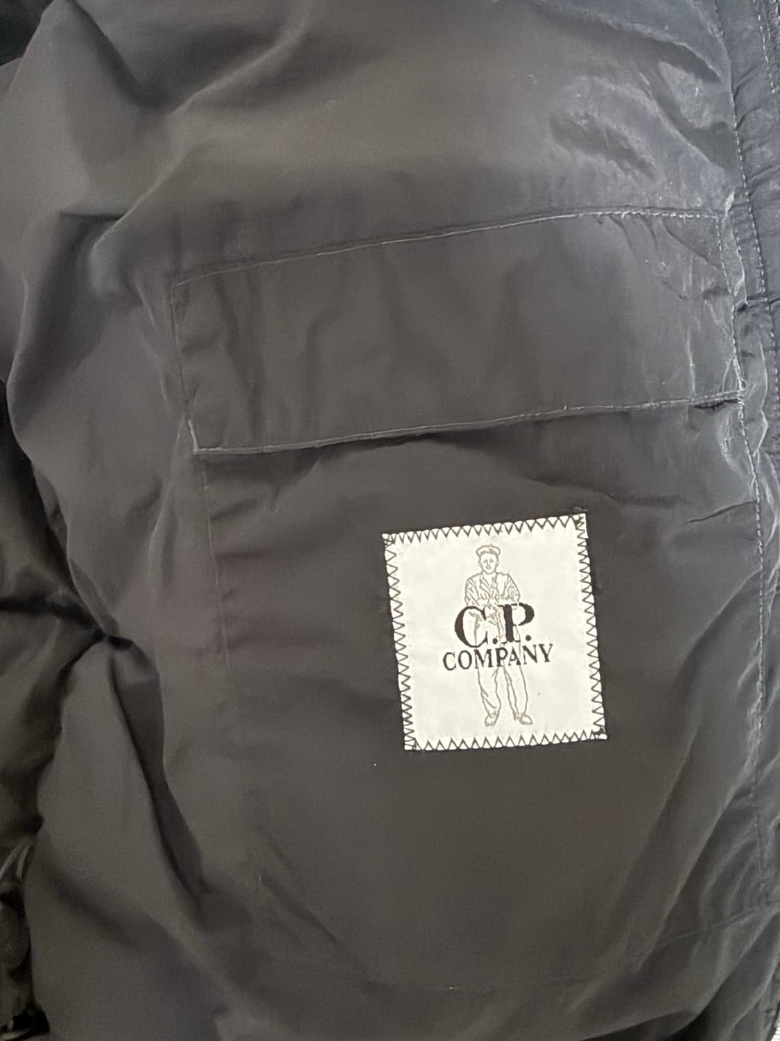 CP컴퍼니 크롬R 패딩 46사이즈 상품이미지2