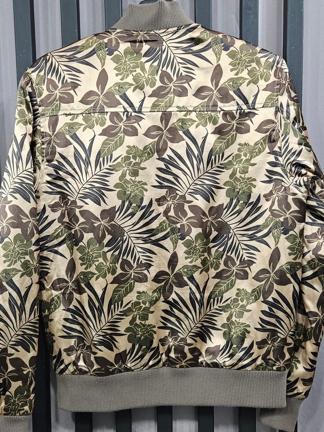 뉴에라 플라워 패턴 블루종 S 상품이미지2