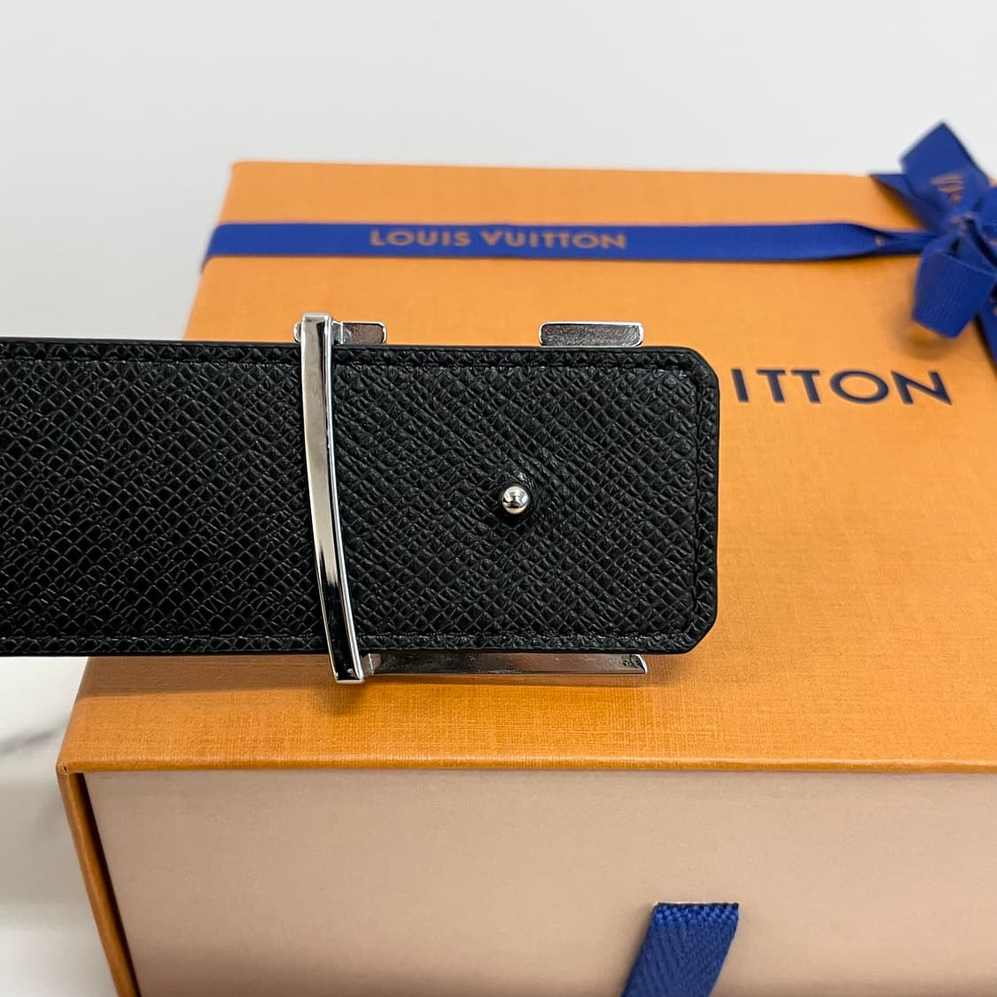 [S+급/25SS] 루이비통 LV 이니셜 리버서블 벨트 40mm 상품이미지3