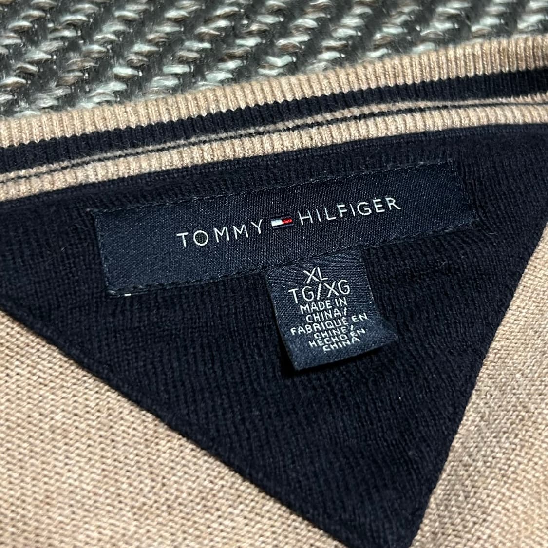 [XL] Tommy 타미힐피거 베이지 코튼 브이넥 니트 상품이미지4