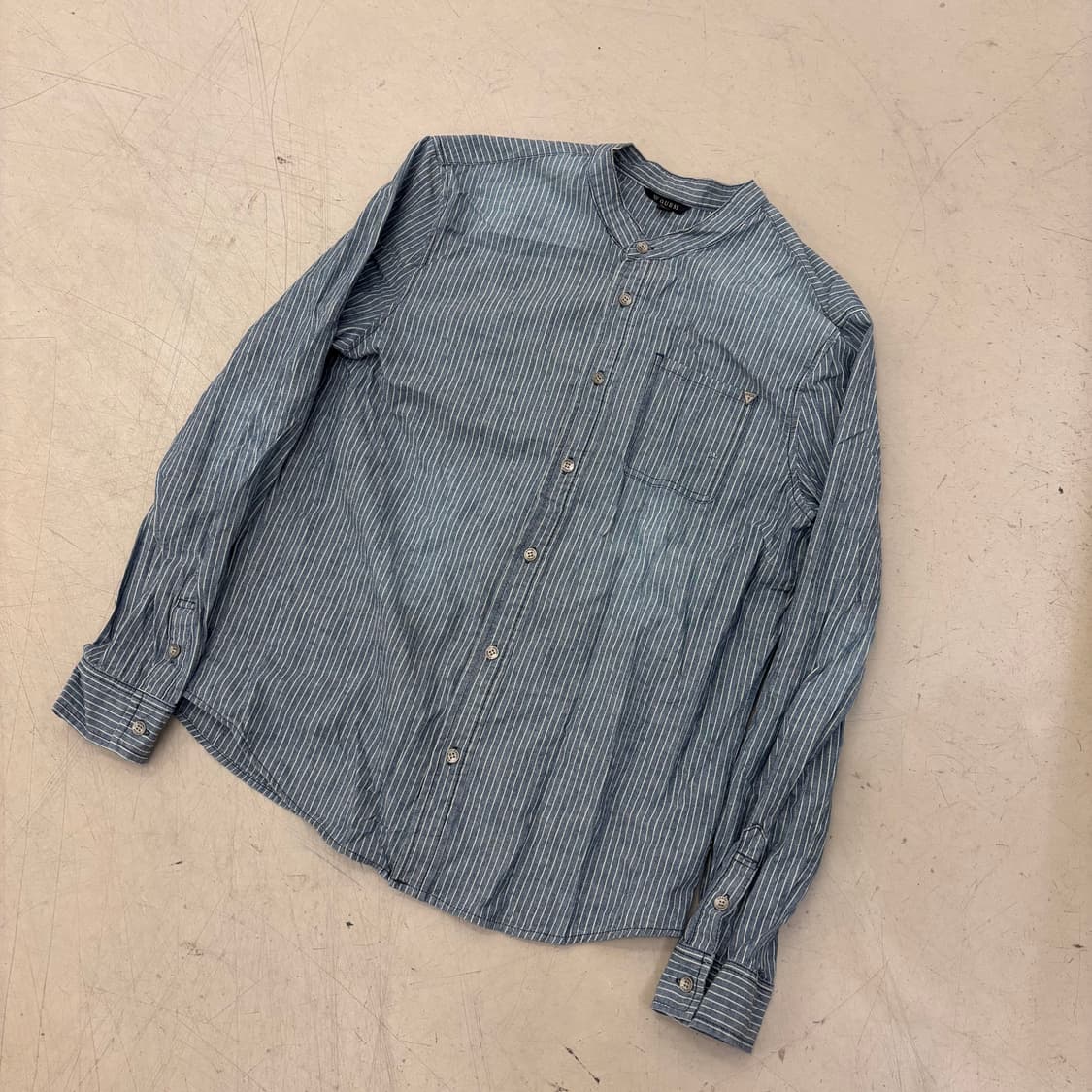 게스 헨리넥 스트라이프 셔츠 상품이미지1