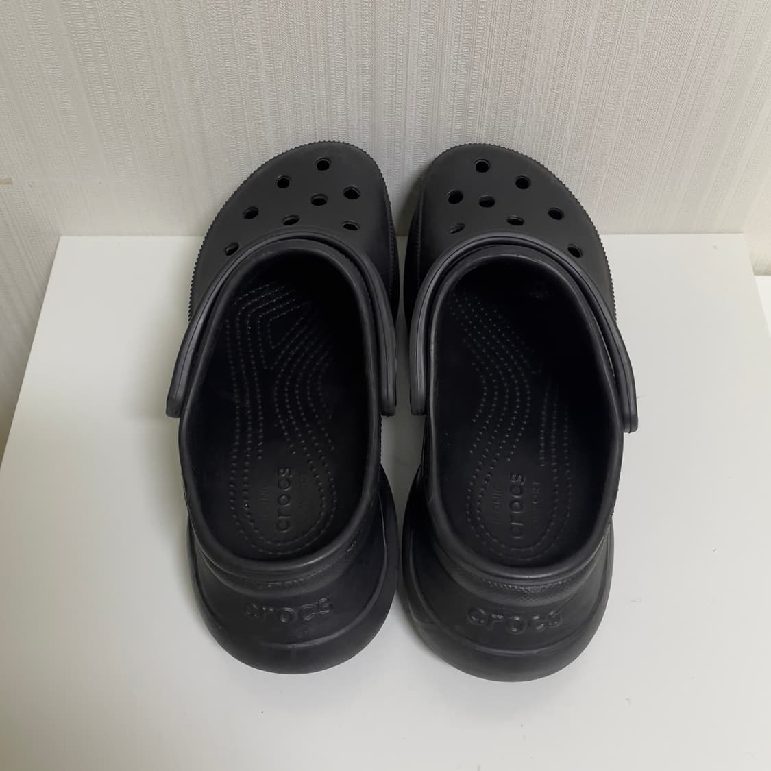 [W7] 235-240 크록스 클로그 올블랙 키높이 통굽 슬리퍼 상품이미지7