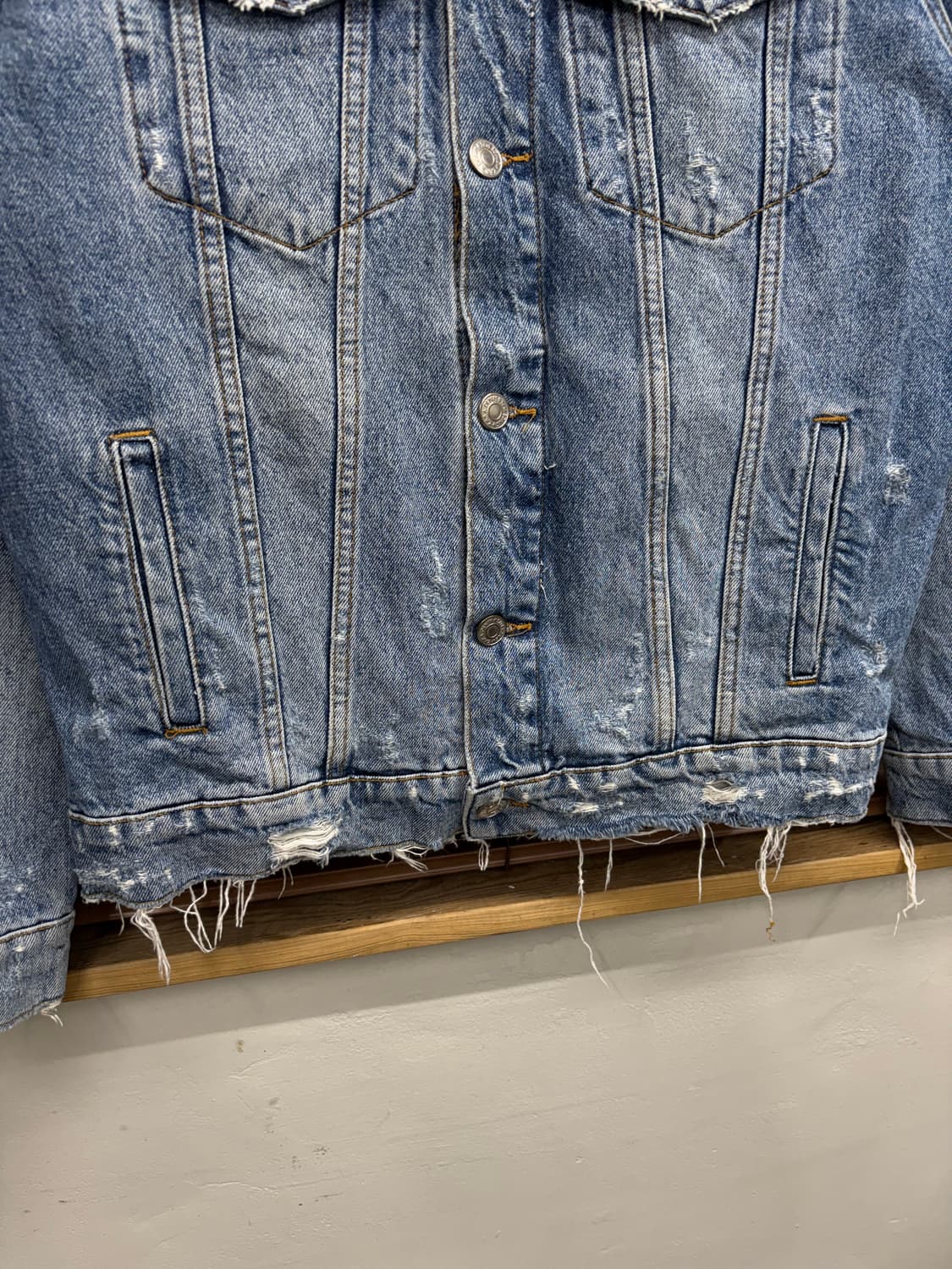 Zara 자라 프린팅 데미지 트러커 데님 자켓 상품이미지6