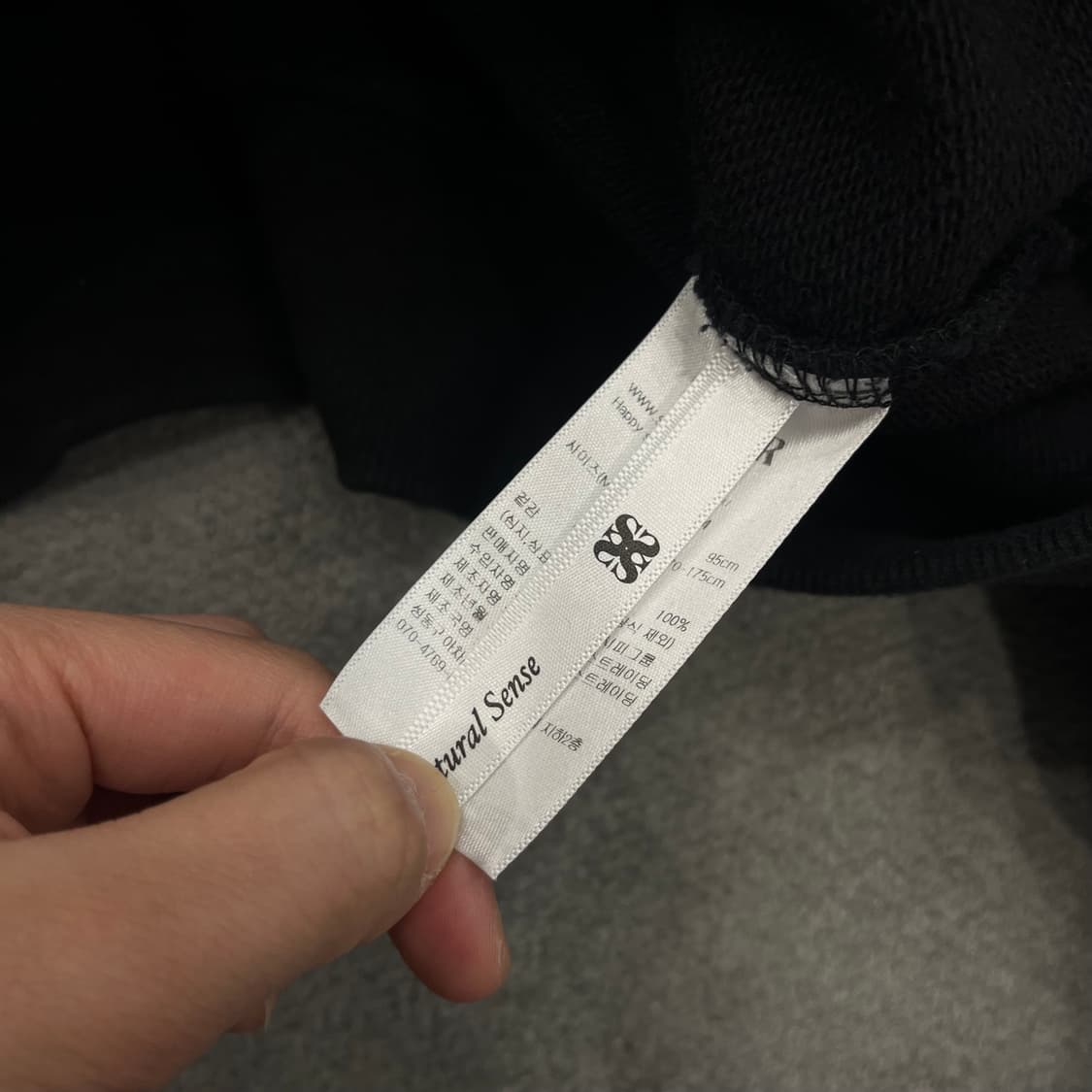 M 세터 리벳 아플리케 포켓 후드티 상품이미지5