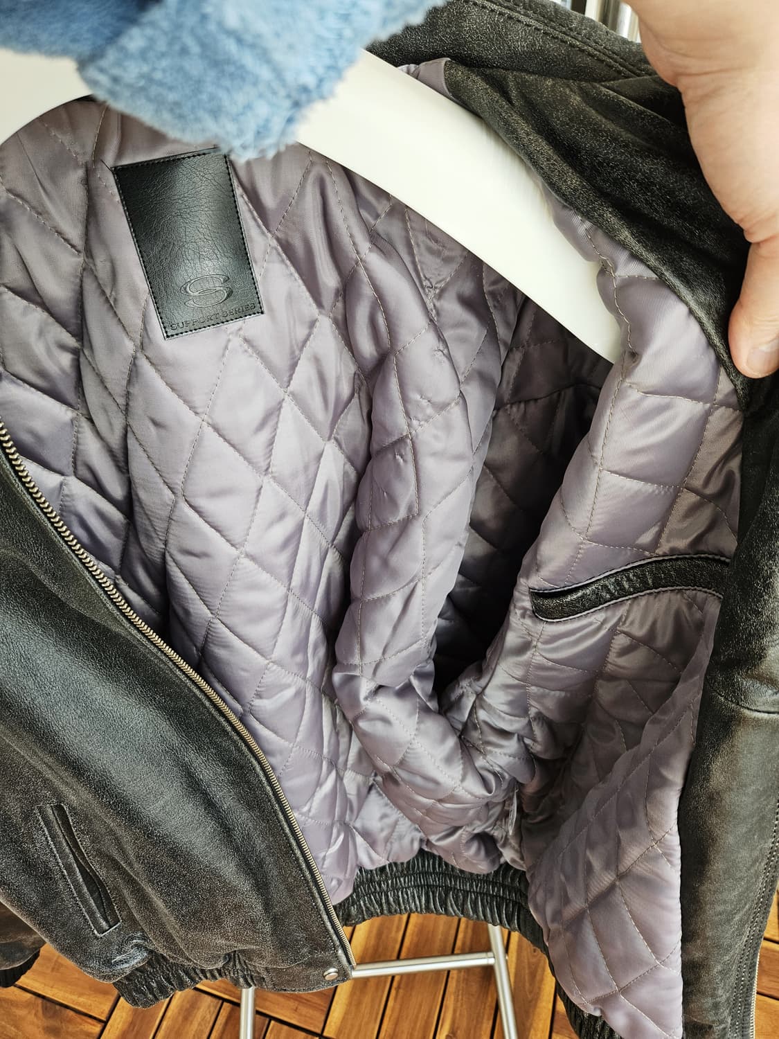 톰스벌스데이 서포트시리즈 레더 봄버 자켓 발렌시아가  상품이미지5