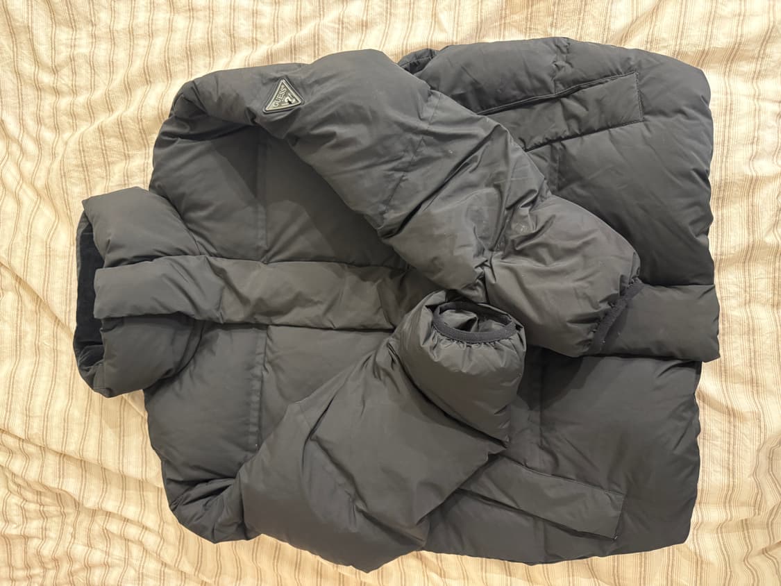 게스 여성 숏 패딩 블랙 M 상품이미지2