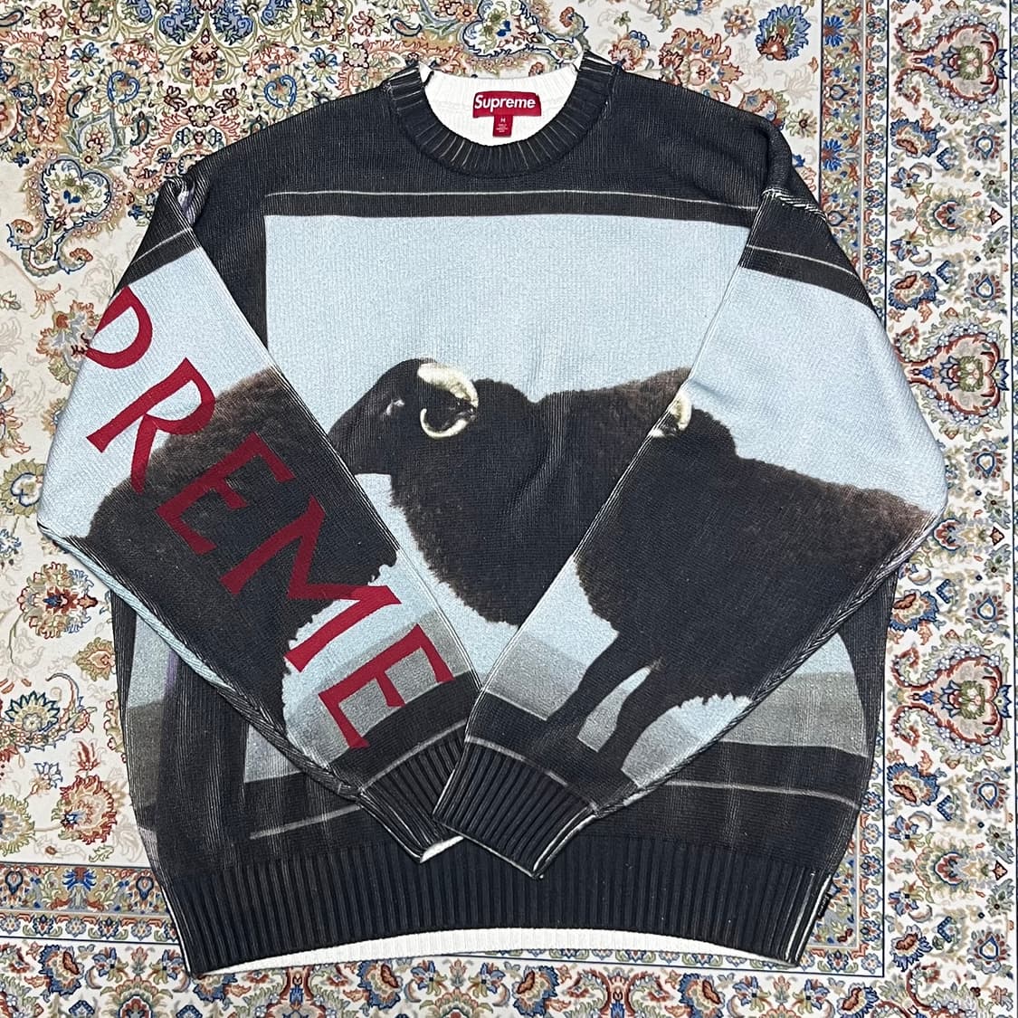 슈프림 데미안허스트 니트 상품이미지1