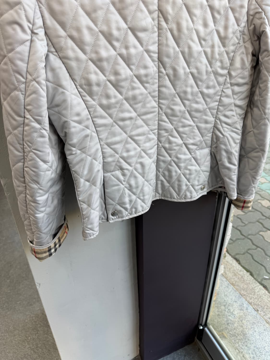 S/ 버버리 퀄팅 경량 패딩집업 자켓 상품이미지9