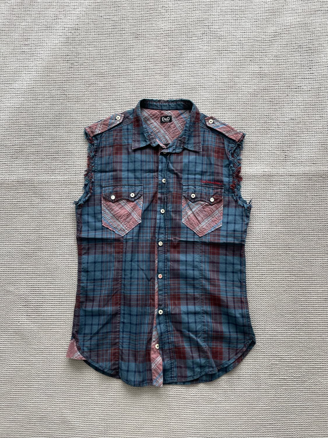 돌체앤가바나 컷오프 슬리브리스 셔츠 상품이미지1