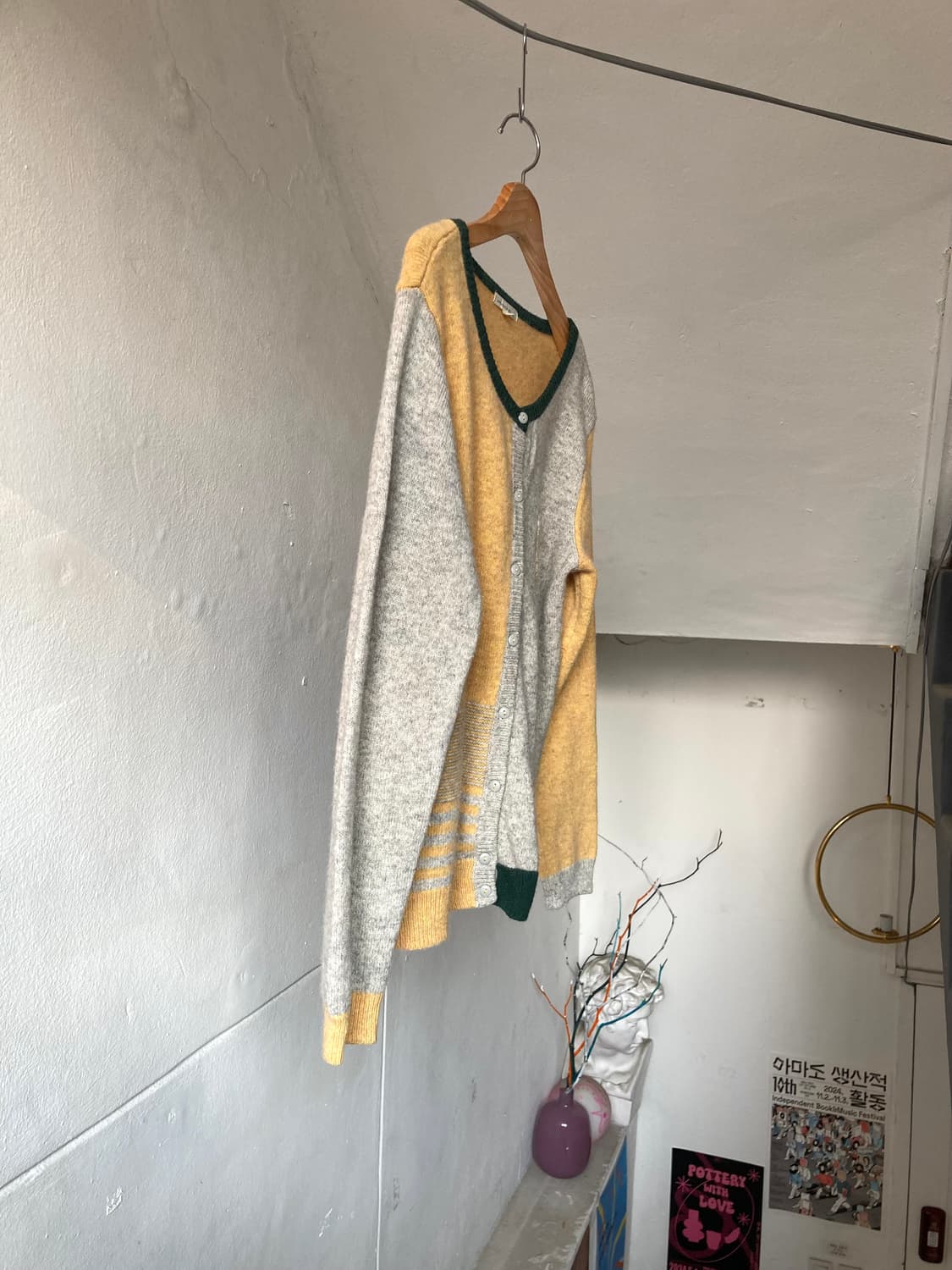 울 배색 세미 크롭 가디건 상품이미지5