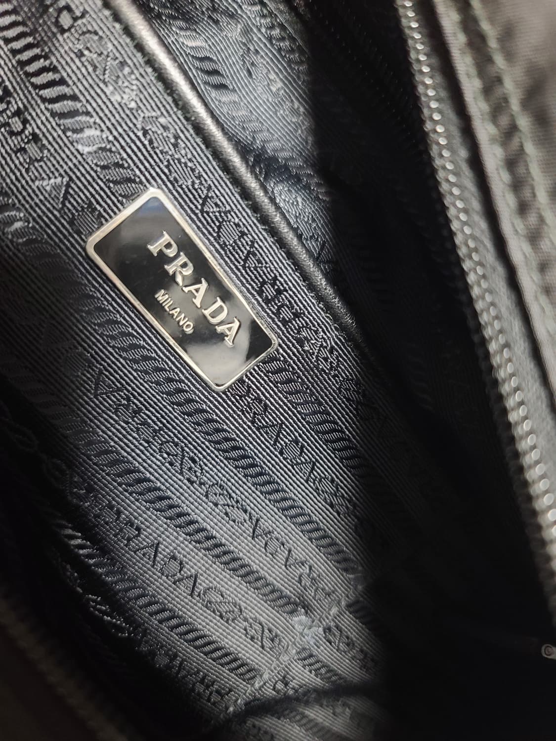 프라다 리나일론 사피아노 메신저백 크로스백 1bd738 투포켓백 상품이미지5