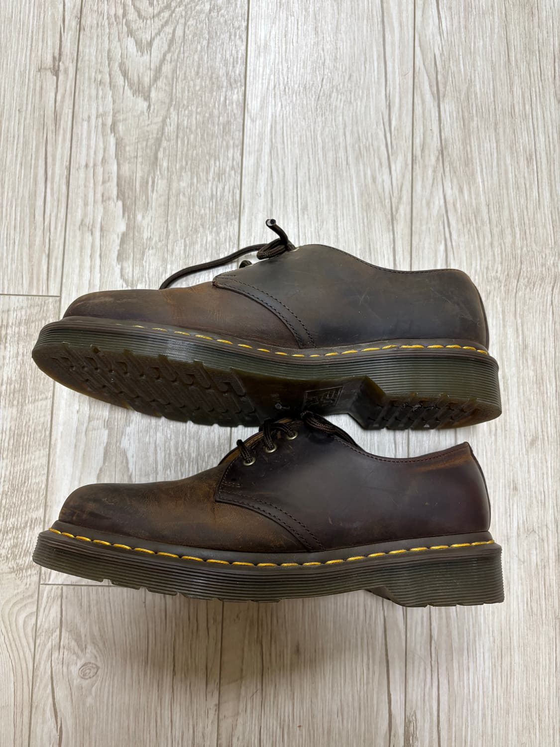 닥터마틴 1461 3홀 크레이지홀스 250 상품이미지2