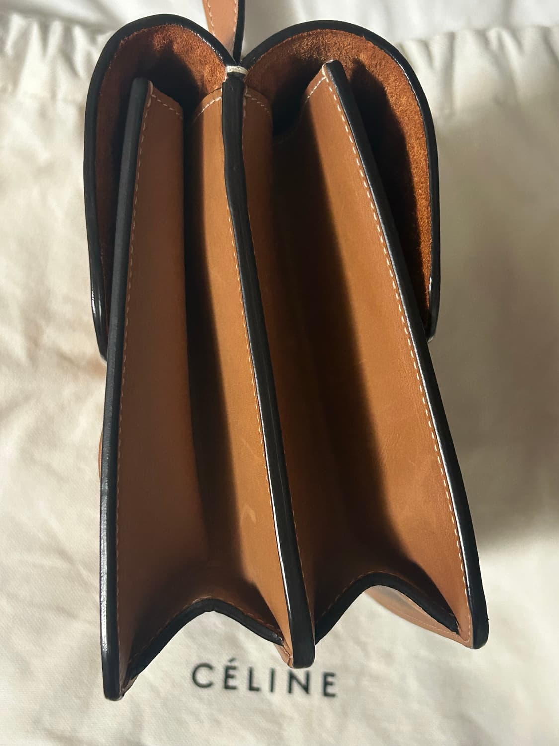 셀린느 시메트리컬 백 상품이미지3