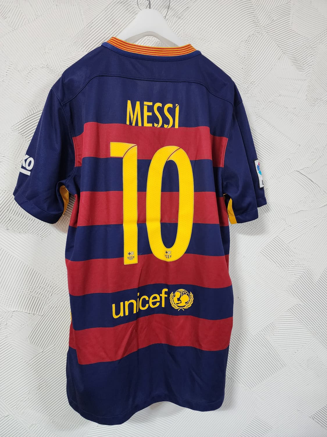 2015-16 시즌 FC 바르셀로나 리오넬 메시 홈 유니폼 상품이미지2