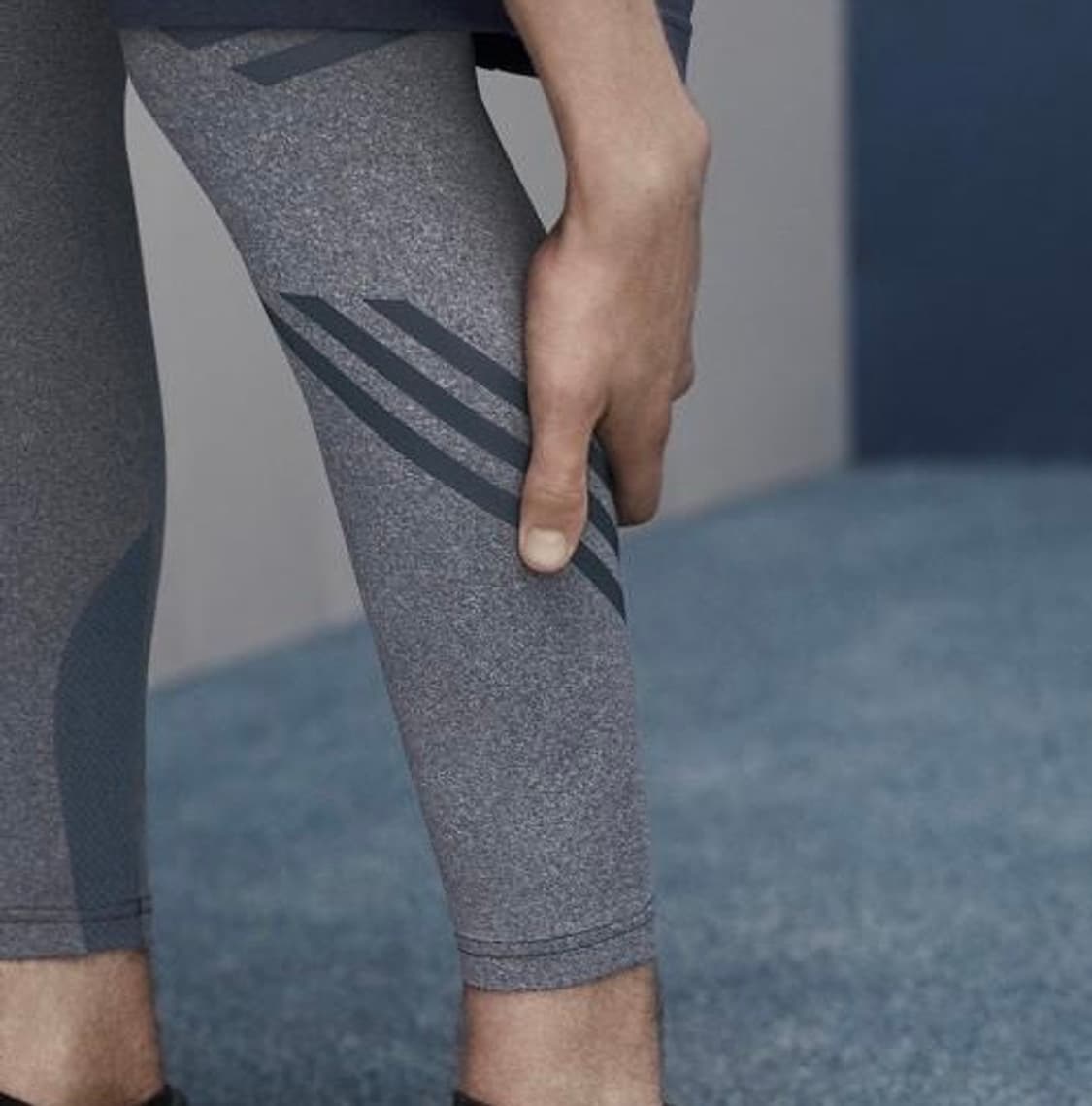[L] adidas 아디다스 x 화이트 마운티니어링 콜라보 레깅스 상품이미지6