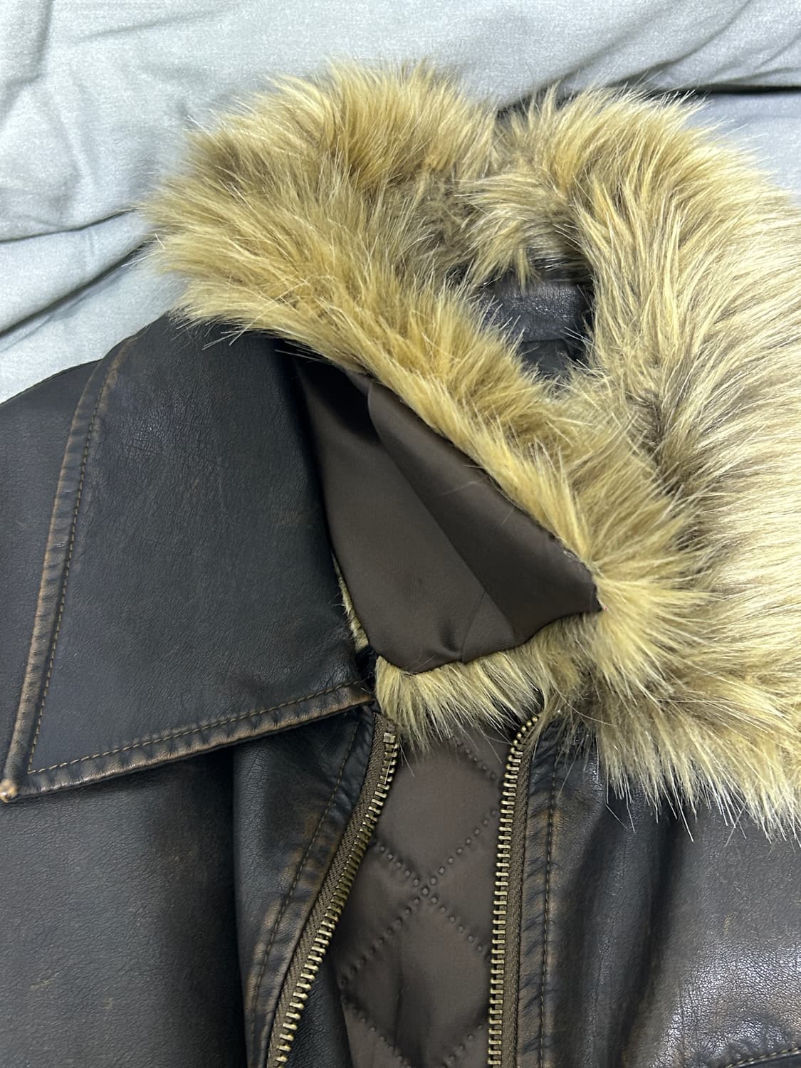 콰스 위세임랩 레더자켓 상품이미지4